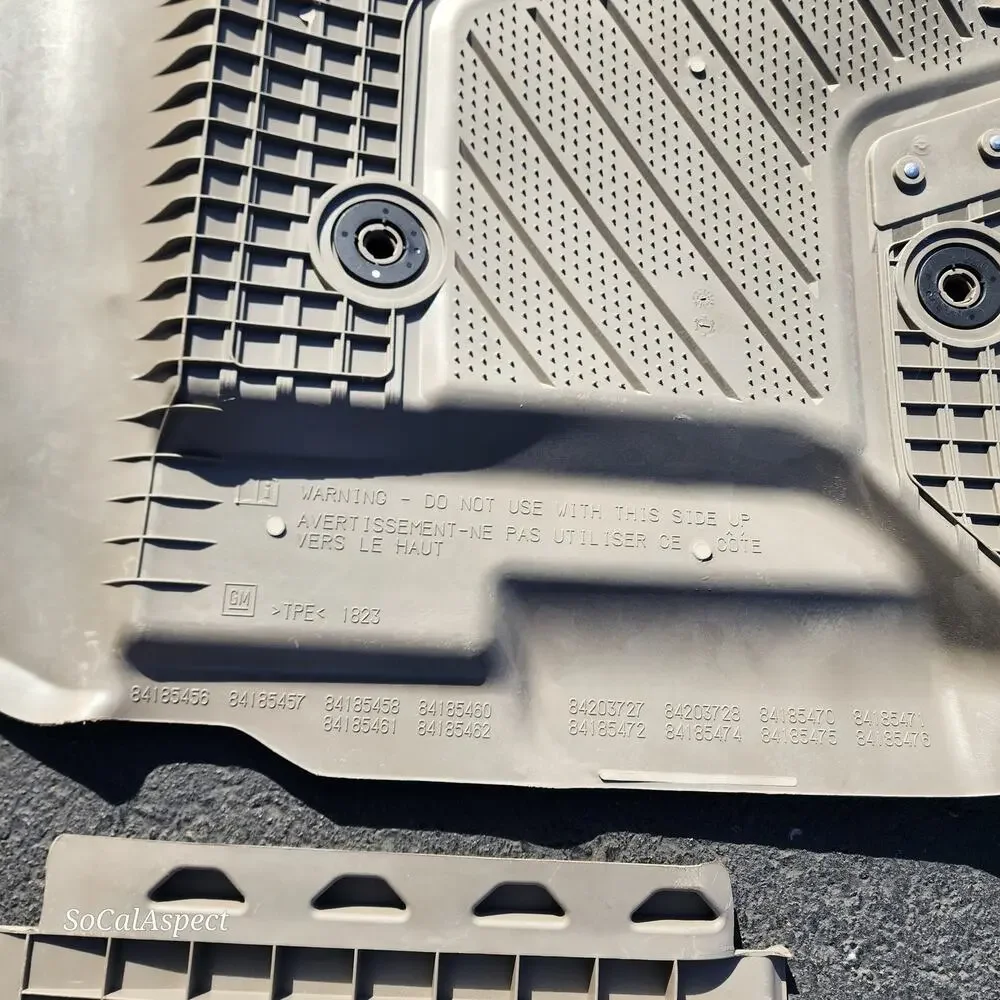 2015 -2020 OEM GM YUKON floor liner tan mats Front Rear Middle Back